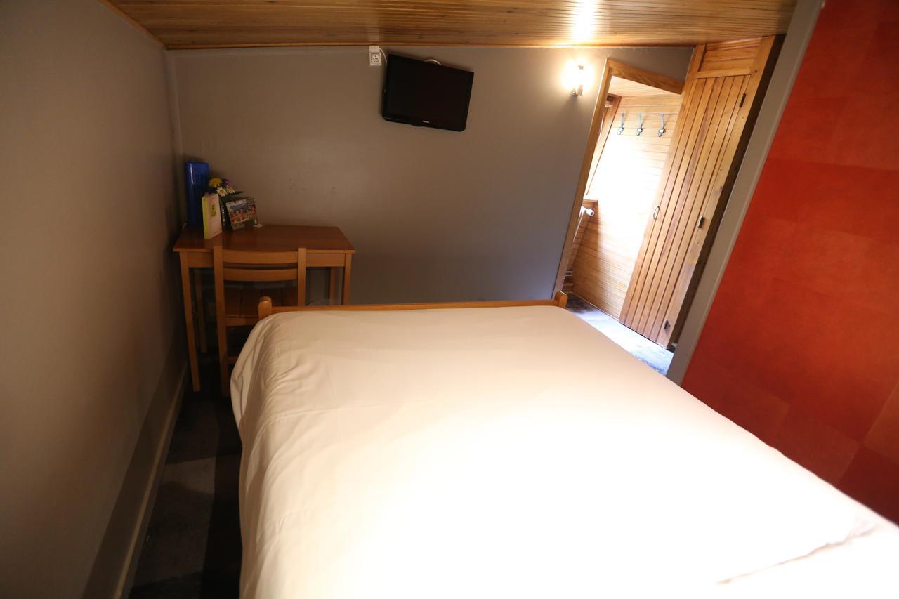 Gite-Hotel Le P'Tit Cham لو مونت دوري المظهر الخارجي الصورة